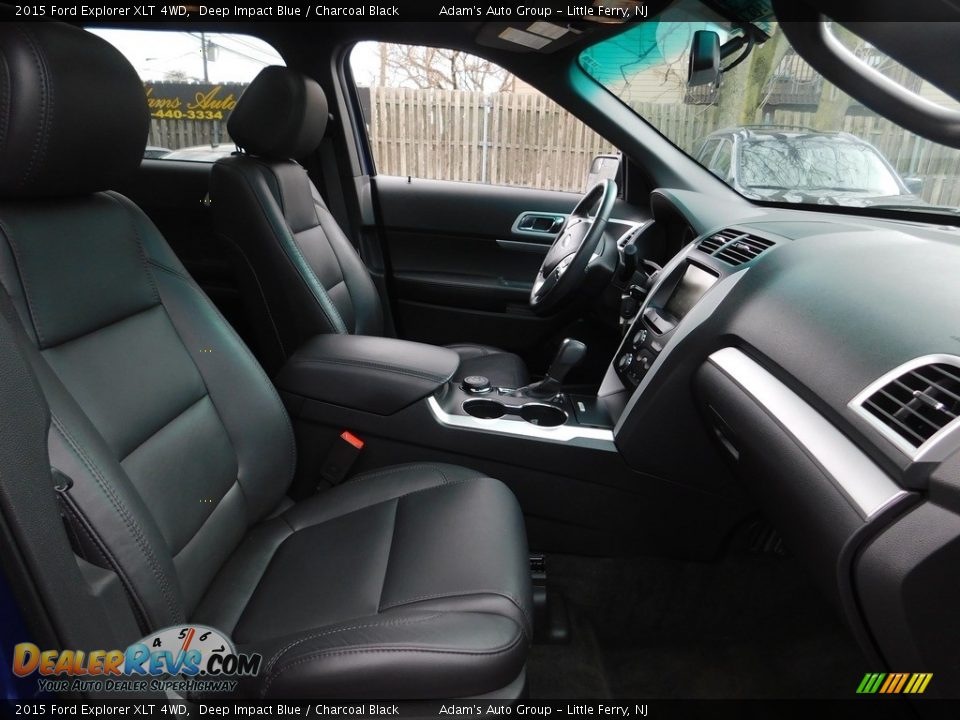 2015 Ford Explorer XLT 4WD Deep Impact Blue / Charcoal Black Photo #22