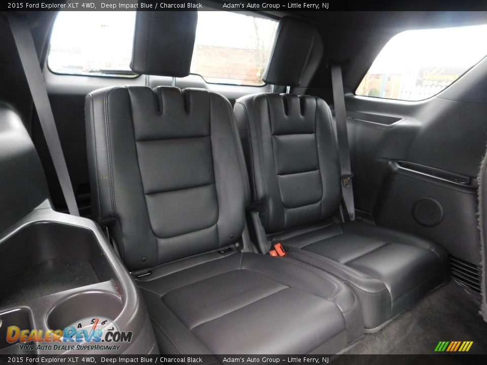 2015 Ford Explorer XLT 4WD Deep Impact Blue / Charcoal Black Photo #29