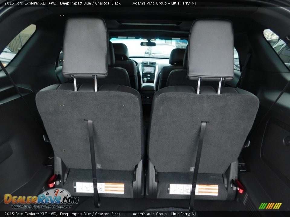 2015 Ford Explorer XLT 4WD Deep Impact Blue / Charcoal Black Photo #36