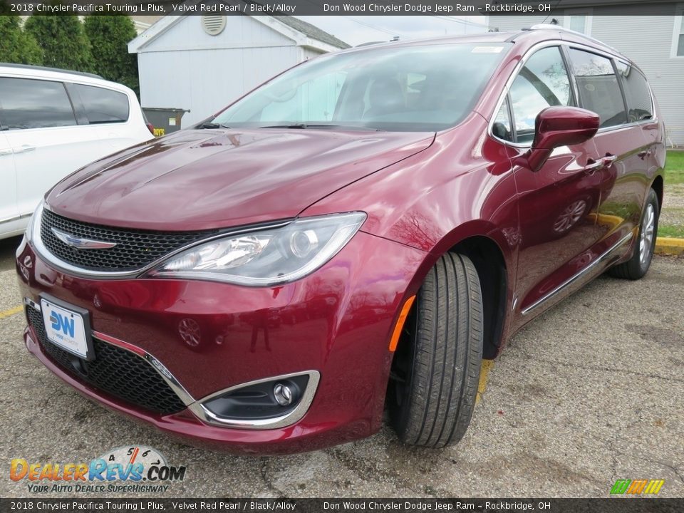 2018 Chrysler Pacifica Touring L Plus Velvet Red Pearl / Black/Alloy Photo #10