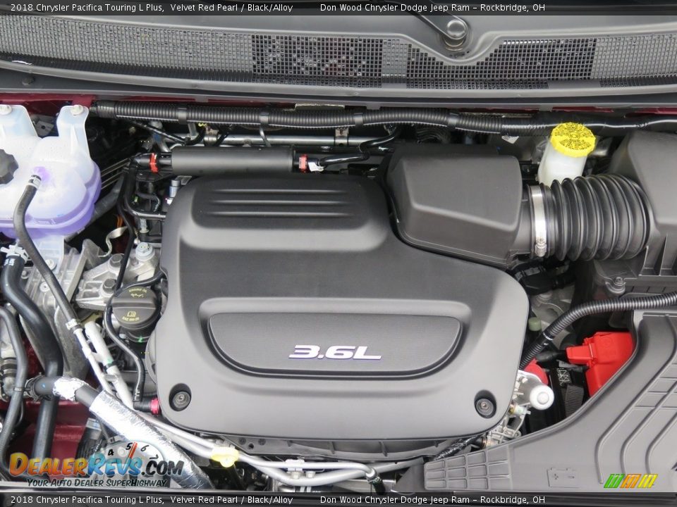 2018 Chrysler Pacifica Touring L Plus Velvet Red Pearl / Black/Alloy Photo #34