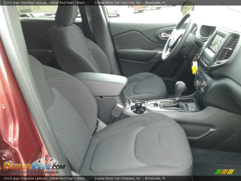 2019 Jeep Cherokee Latitude Velvet Red Pearl / Black Photo #12