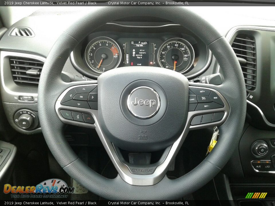 2019 Jeep Cherokee Latitude Velvet Red Pearl / Black Photo #14