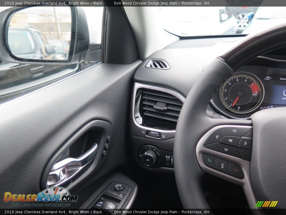 2019 Jeep Cherokee Overland 4x4 Bright White / Black Photo #16