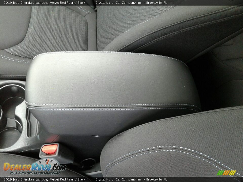 2019 Jeep Cherokee Latitude Velvet Red Pearl / Black Photo #18