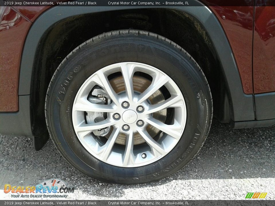 2019 Jeep Cherokee Latitude Velvet Red Pearl / Black Photo #20