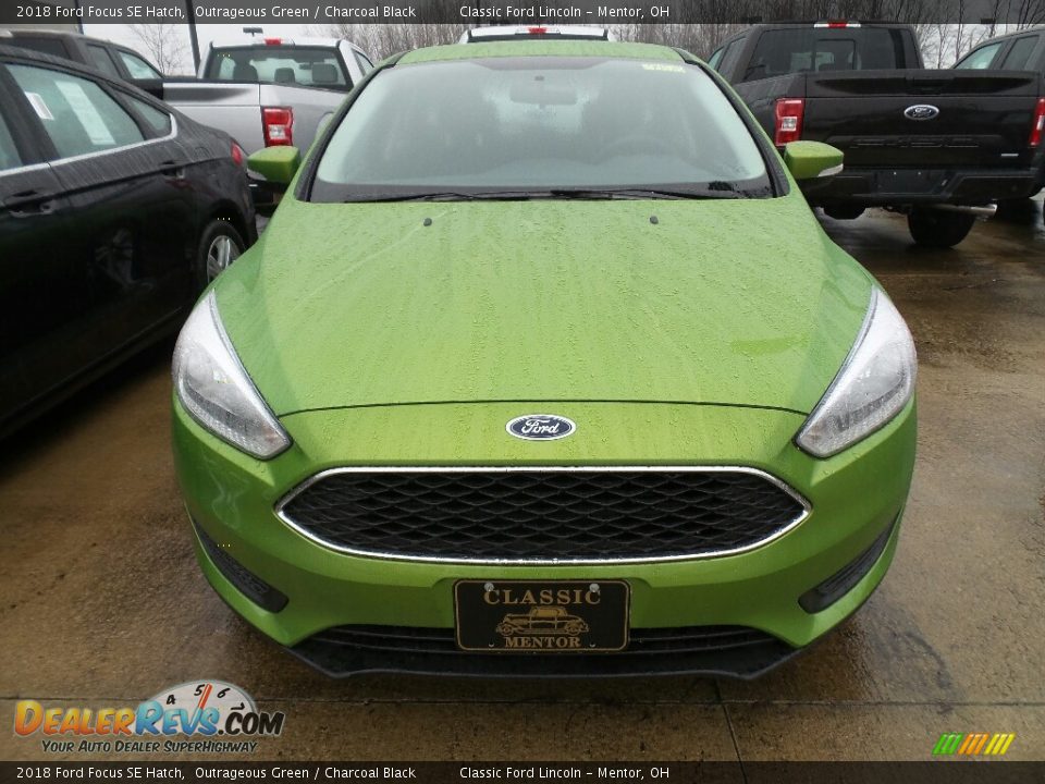 2018 Ford Focus SE Hatch Outrageous Green / Charcoal Black Photo #2