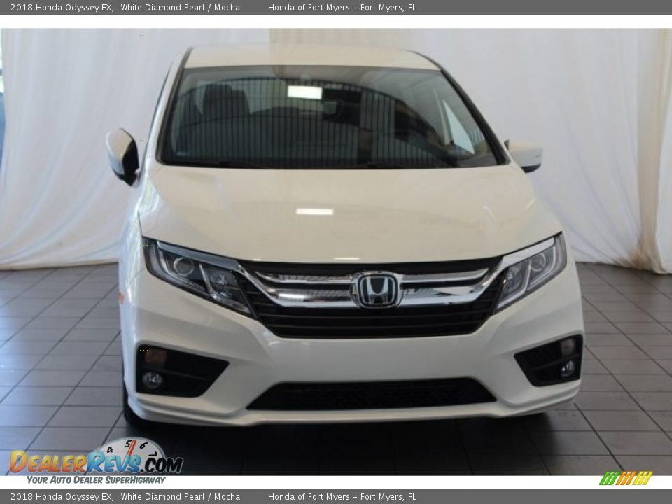 2018 Honda Odyssey EX White Diamond Pearl / Mocha Photo #4