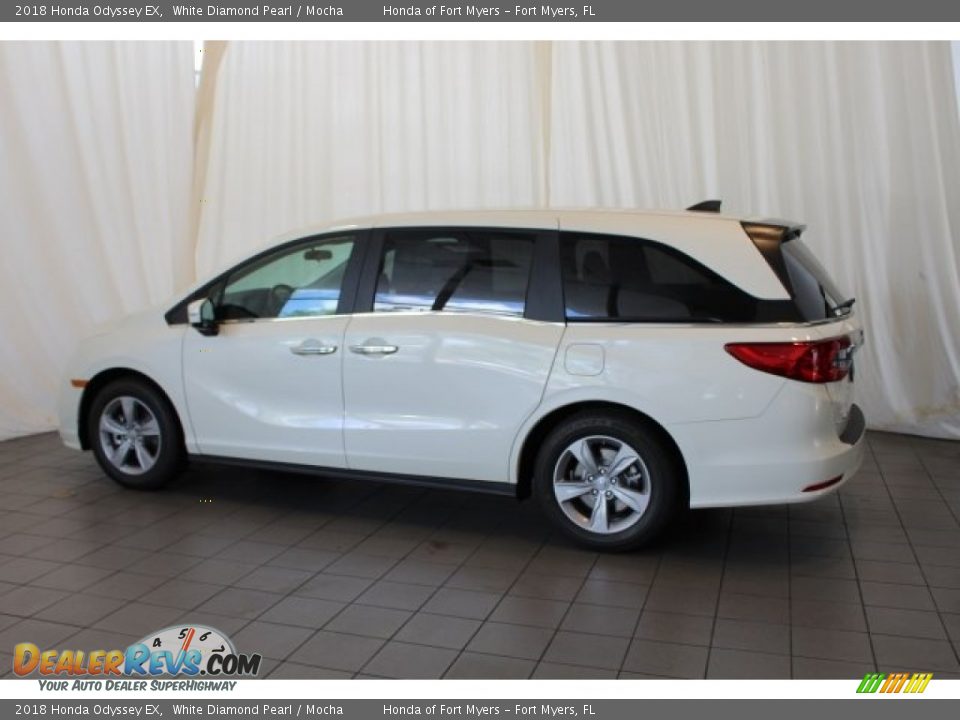 2018 Honda Odyssey EX White Diamond Pearl / Mocha Photo #5