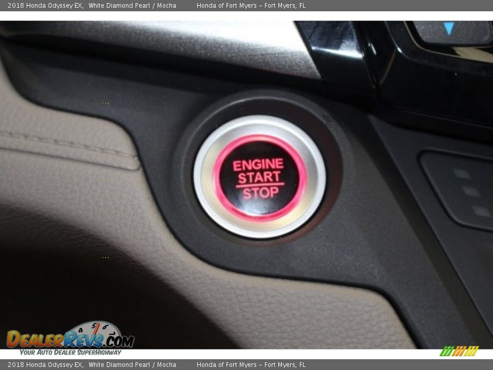 2018 Honda Odyssey EX White Diamond Pearl / Mocha Photo #23