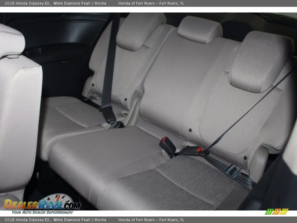 2018 Honda Odyssey EX White Diamond Pearl / Mocha Photo #33