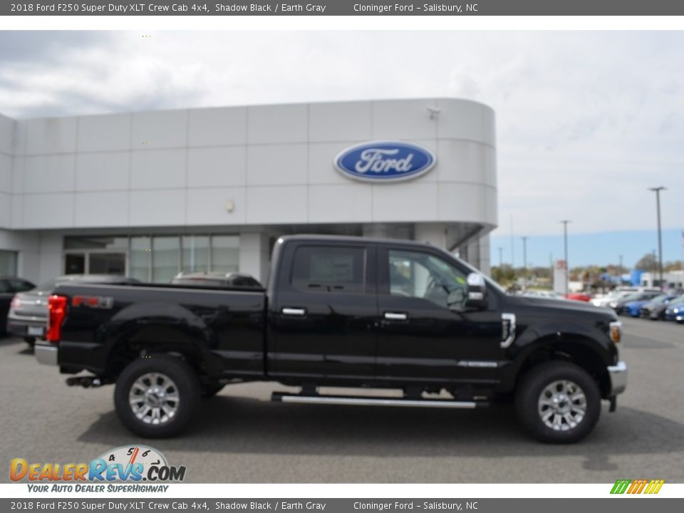 2018 Ford F250 Super Duty XLT Crew Cab 4x4 Shadow Black / Earth Gray Photo #2