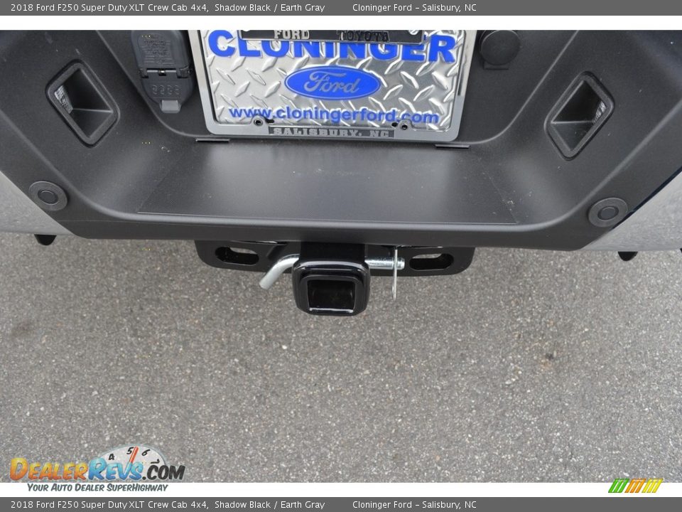 2018 Ford F250 Super Duty XLT Crew Cab 4x4 Shadow Black / Earth Gray Photo #5