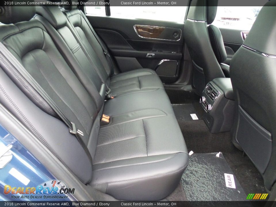 Rear Seat of 2018 Lincoln Continental Reserve AWD Photo #7