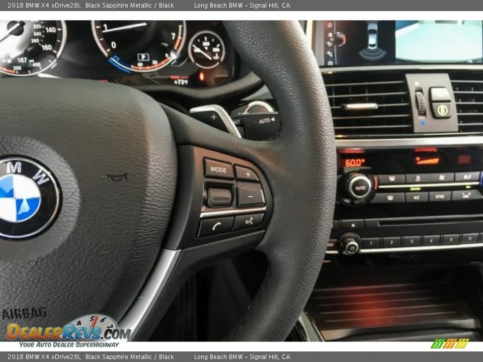 Controls of 2018 BMW X4 xDrive28i Photo #16