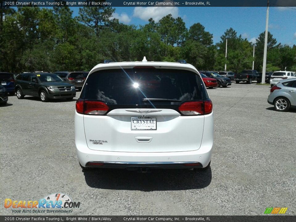2018 Chrysler Pacifica Touring L Bright White / Black/Alloy Photo #4