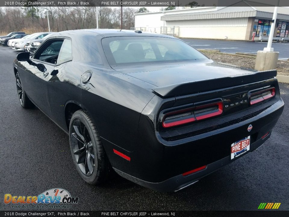 2018 Dodge Challenger SXT Pitch Black / Black Photo #4