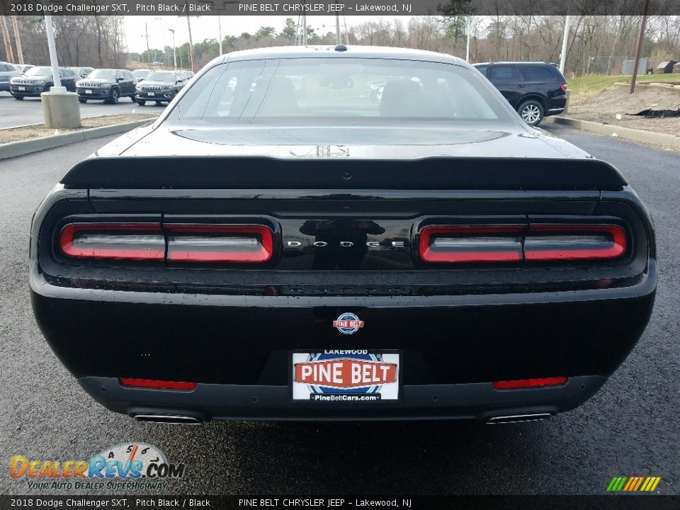 2018 Dodge Challenger SXT Pitch Black / Black Photo #5