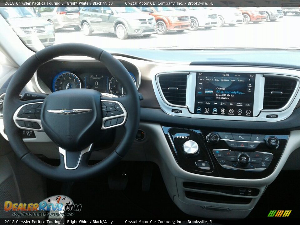 2018 Chrysler Pacifica Touring L Bright White / Black/Alloy Photo #13