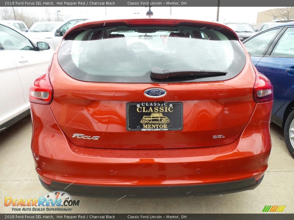 2018 Ford Focus SEL Hatch Hot Pepper Red / Charcoal Black Photo #4
