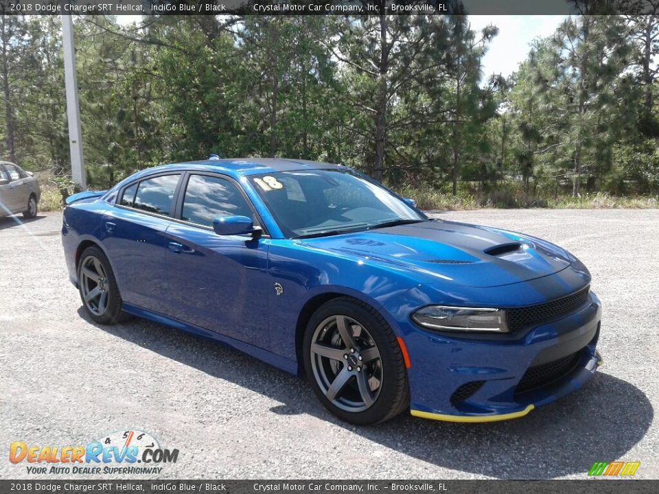 Front 3/4 View of 2018 Dodge Charger SRT Hellcat Photo #7