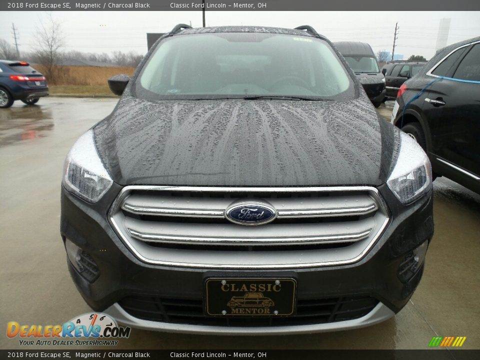 2018 Ford Escape SE Magnetic / Charcoal Black Photo #2