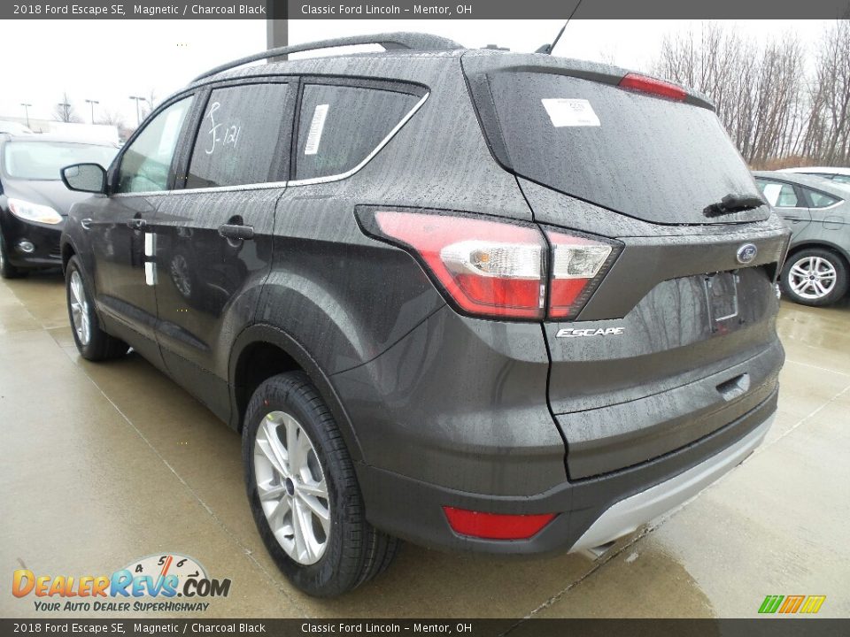 2018 Ford Escape SE Magnetic / Charcoal Black Photo #3