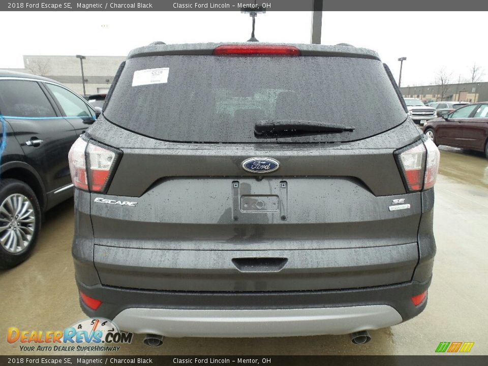 2018 Ford Escape SE Magnetic / Charcoal Black Photo #4