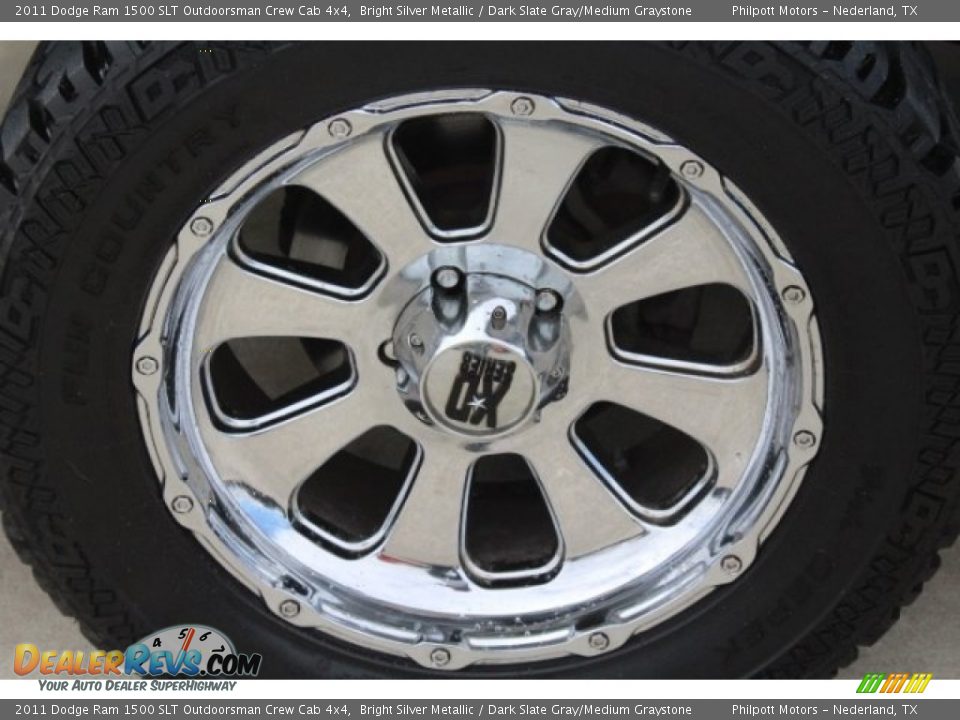 2011 Dodge Ram 1500 SLT Outdoorsman Crew Cab 4x4 Bright Silver Metallic / Dark Slate Gray/Medium Graystone Photo #4