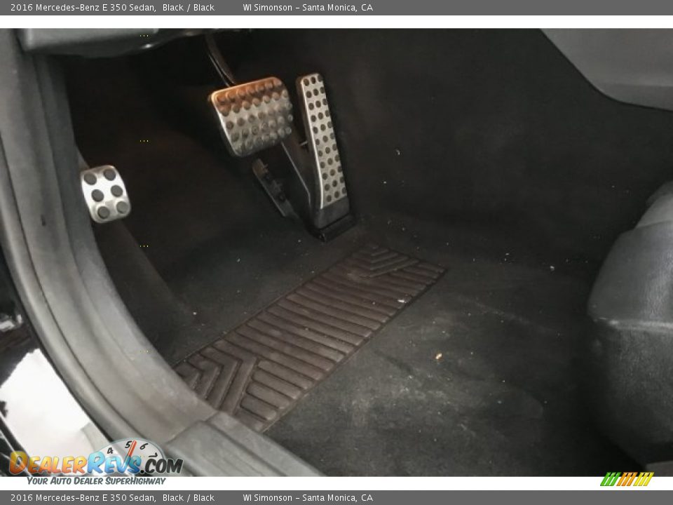 2016 Mercedes-Benz E 350 Sedan Black / Black Photo #22