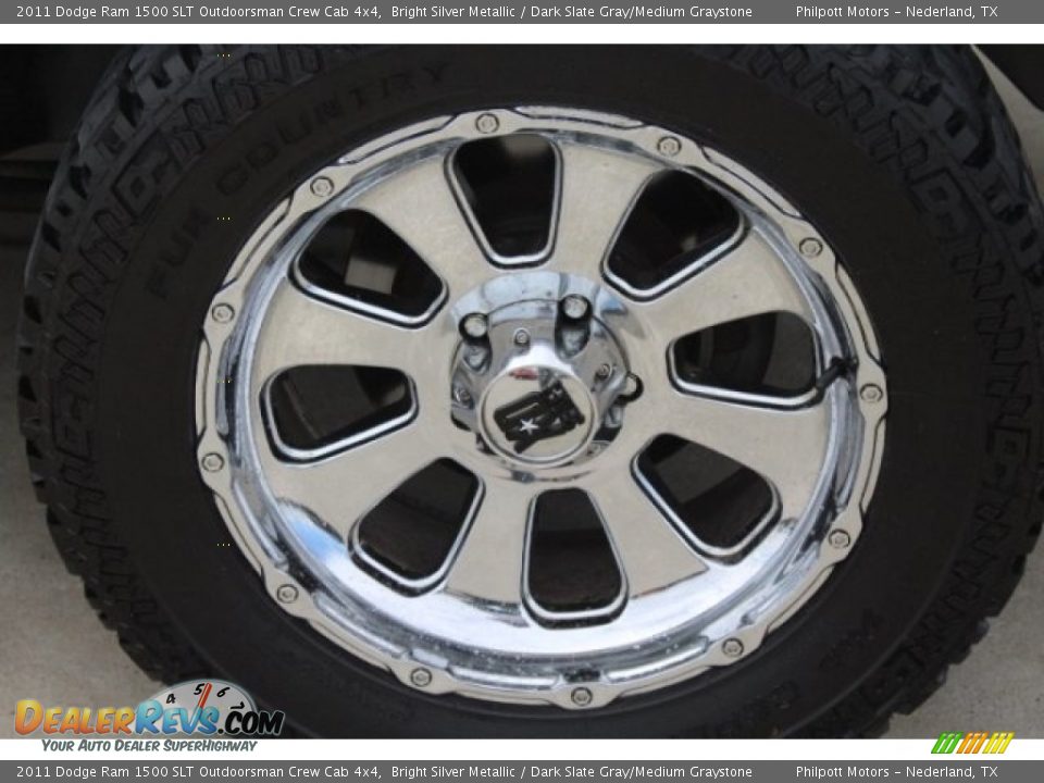 2011 Dodge Ram 1500 SLT Outdoorsman Crew Cab 4x4 Bright Silver Metallic / Dark Slate Gray/Medium Graystone Photo #5