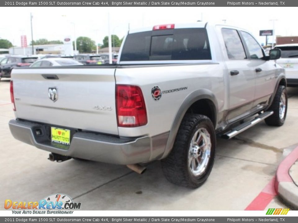 2011 Dodge Ram 1500 SLT Outdoorsman Crew Cab 4x4 Bright Silver Metallic / Dark Slate Gray/Medium Graystone Photo #8