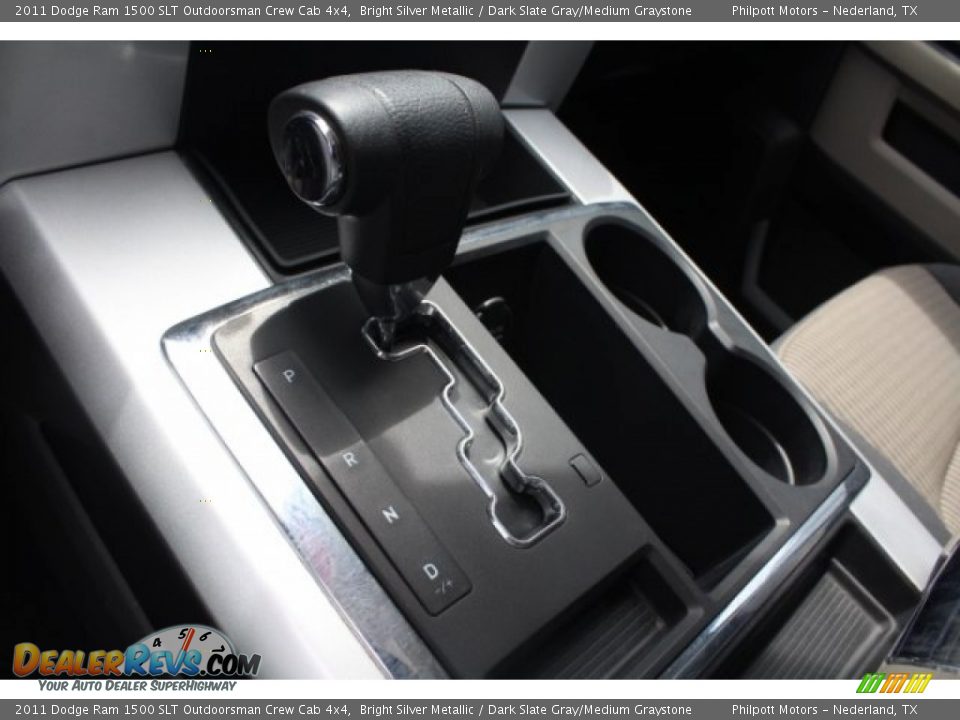 2011 Dodge Ram 1500 SLT Outdoorsman Crew Cab 4x4 Bright Silver Metallic / Dark Slate Gray/Medium Graystone Photo #16