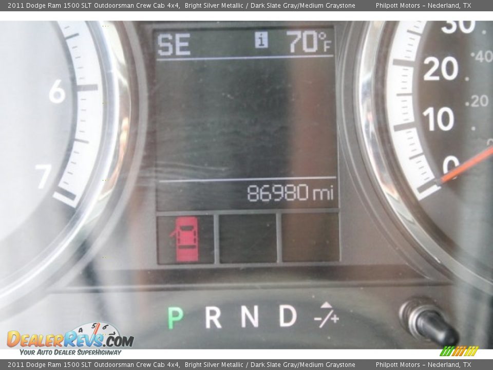 2011 Dodge Ram 1500 SLT Outdoorsman Crew Cab 4x4 Bright Silver Metallic / Dark Slate Gray/Medium Graystone Photo #20