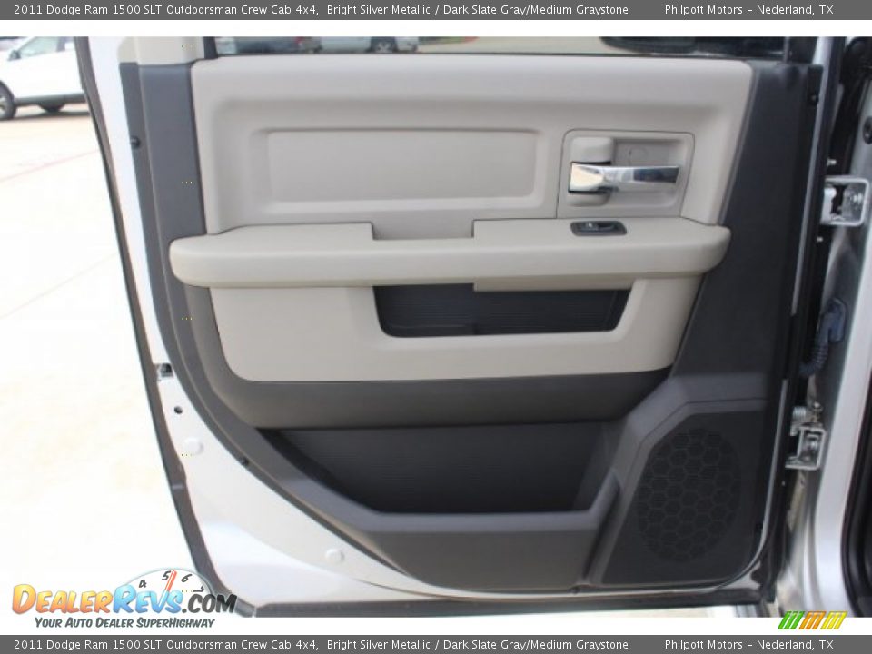 2011 Dodge Ram 1500 SLT Outdoorsman Crew Cab 4x4 Bright Silver Metallic / Dark Slate Gray/Medium Graystone Photo #21