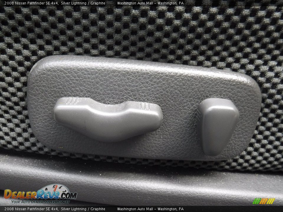 2008 Nissan Pathfinder SE 4x4 Silver Lightning / Graphite Photo #15