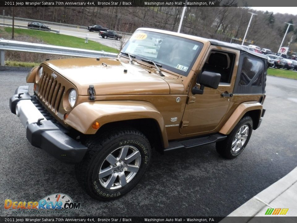 Front 3/4 View of 2011 Jeep Wrangler Sahara 70th Anniversary 4x4 Photo #6