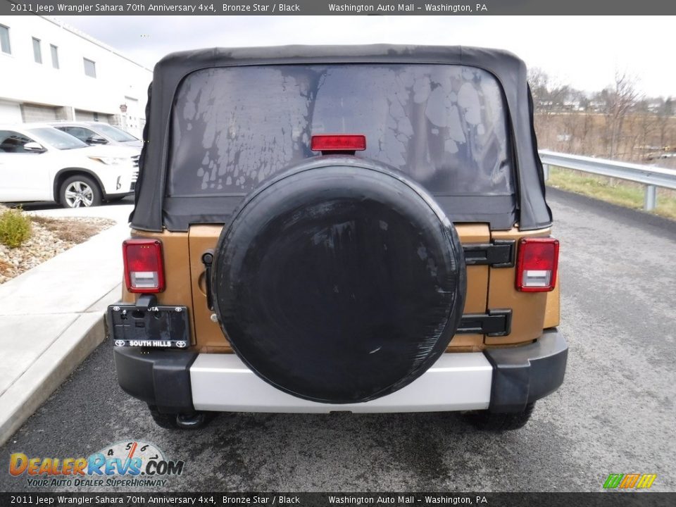 2011 Jeep Wrangler Sahara 70th Anniversary 4x4 Bronze Star / Black Photo #9