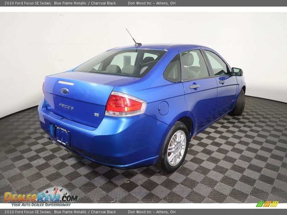 2010 Ford Focus SE Sedan Blue Flame Metallic / Charcoal Black Photo #12