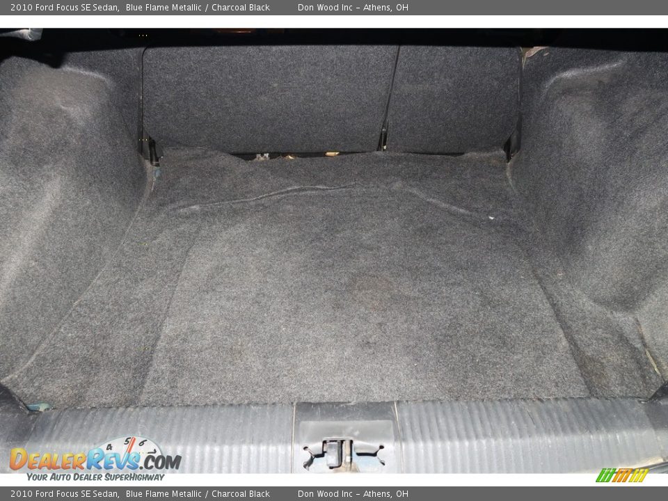 2010 Ford Focus SE Sedan Blue Flame Metallic / Charcoal Black Photo #22