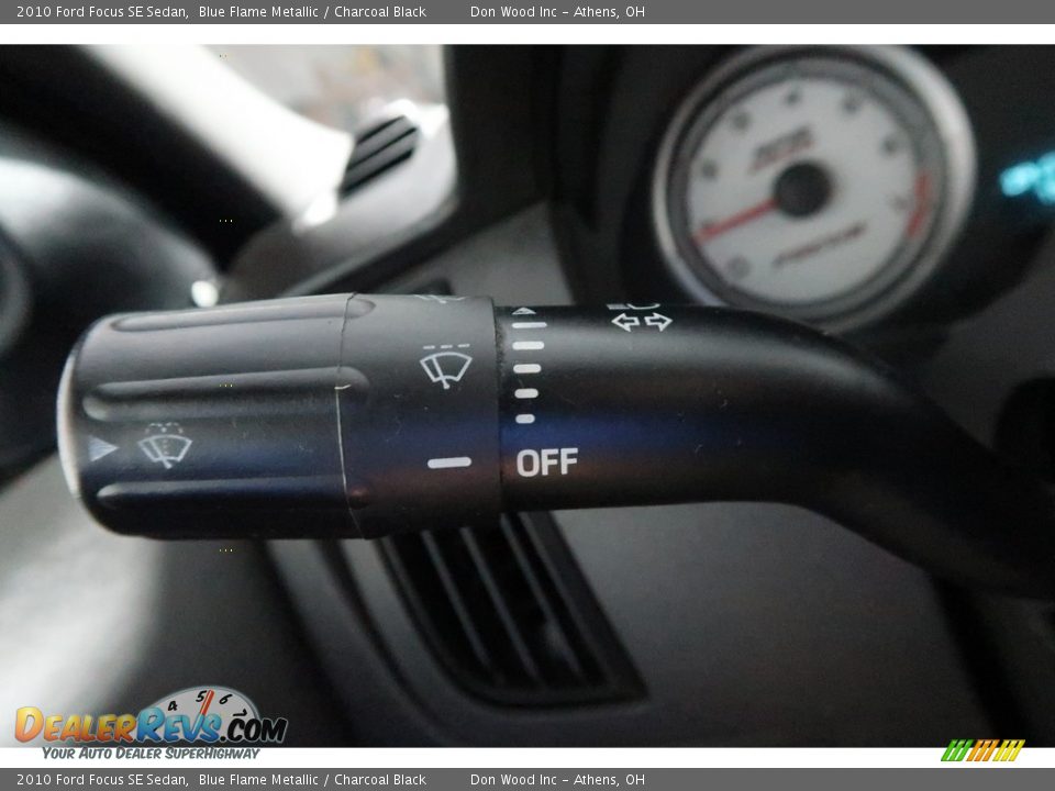 2010 Ford Focus SE Sedan Blue Flame Metallic / Charcoal Black Photo #28