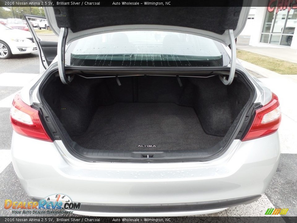 2016 Nissan Altima 2.5 SV Brilliant Silver / Charcoal Photo #5