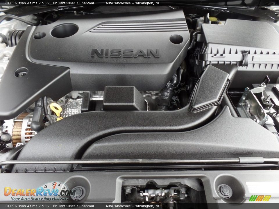 2016 Nissan Altima 2.5 SV Brilliant Silver / Charcoal Photo #6