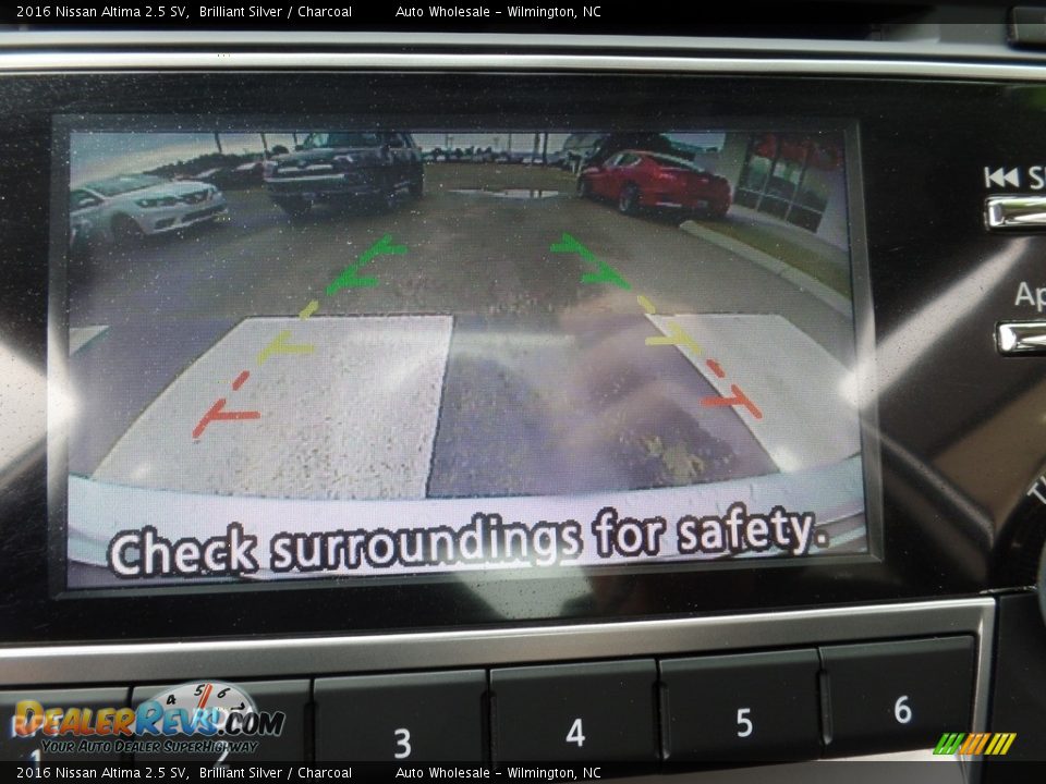 2016 Nissan Altima 2.5 SV Brilliant Silver / Charcoal Photo #17