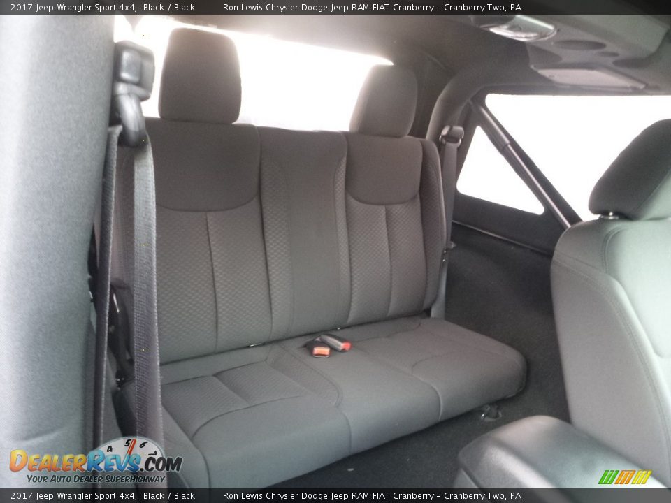 2017 Jeep Wrangler Sport 4x4 Black / Black Photo #12