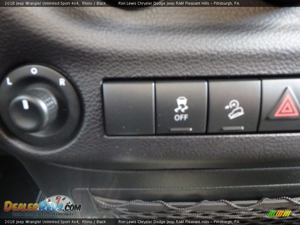 2018 Jeep Wrangler Unlimited Sport 4x4 Rhino / Black Photo #19