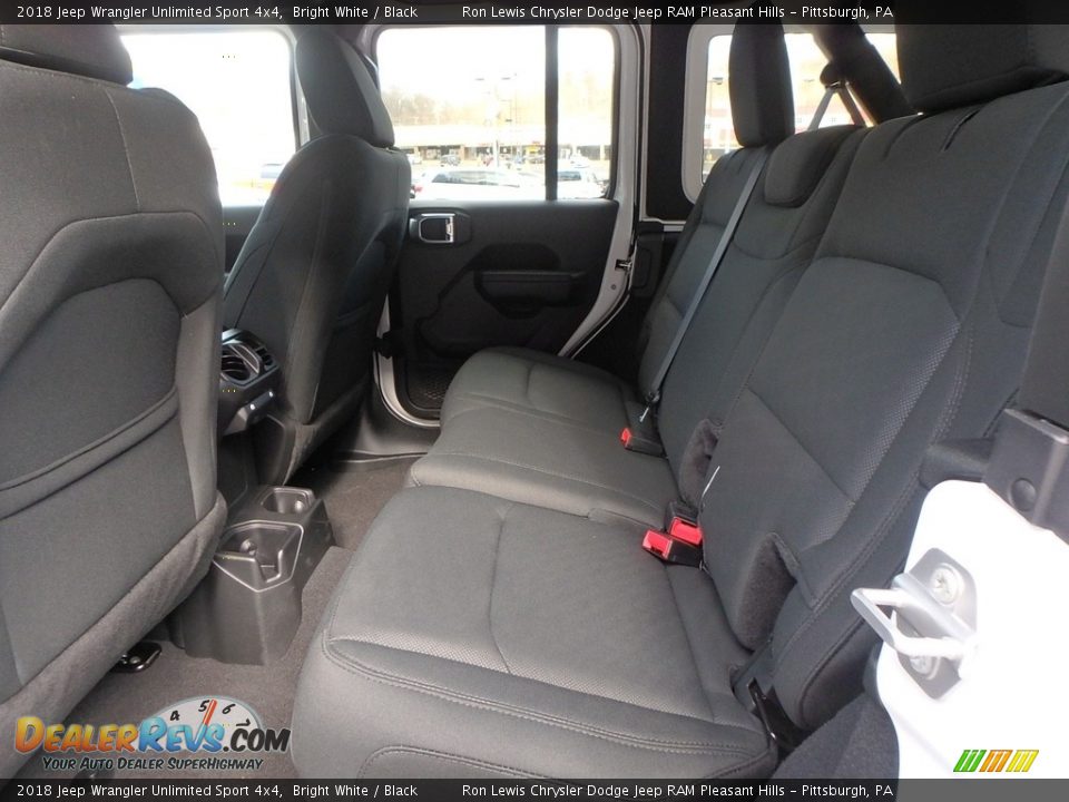 2018 Jeep Wrangler Unlimited Sport 4x4 Bright White / Black Photo #11