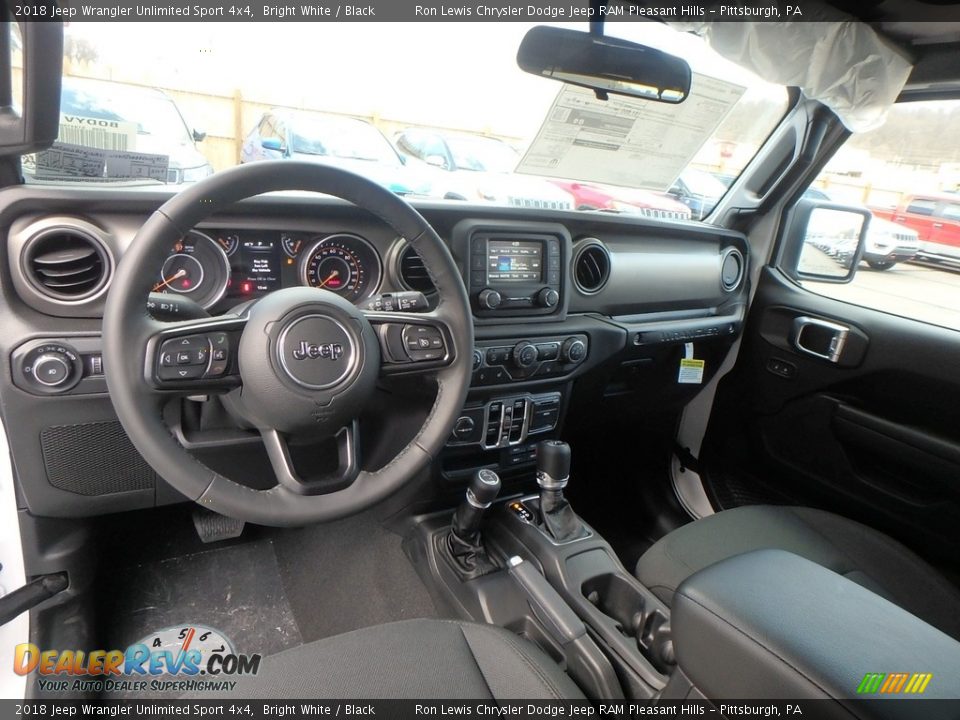 2018 Jeep Wrangler Unlimited Sport 4x4 Bright White / Black Photo #12