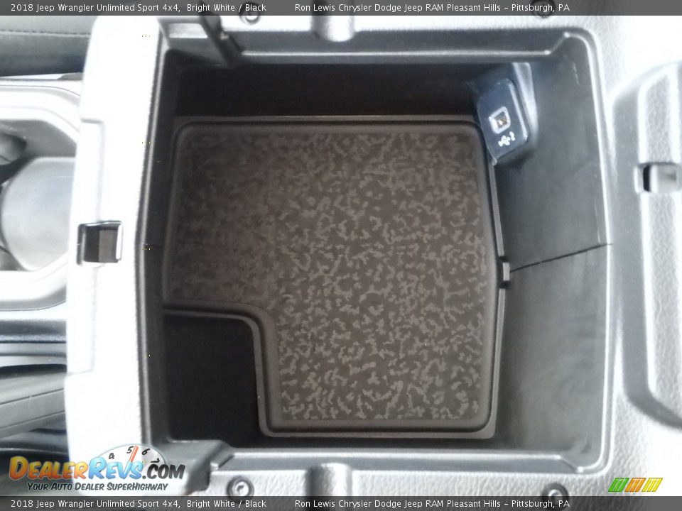 2018 Jeep Wrangler Unlimited Sport 4x4 Bright White / Black Photo #18