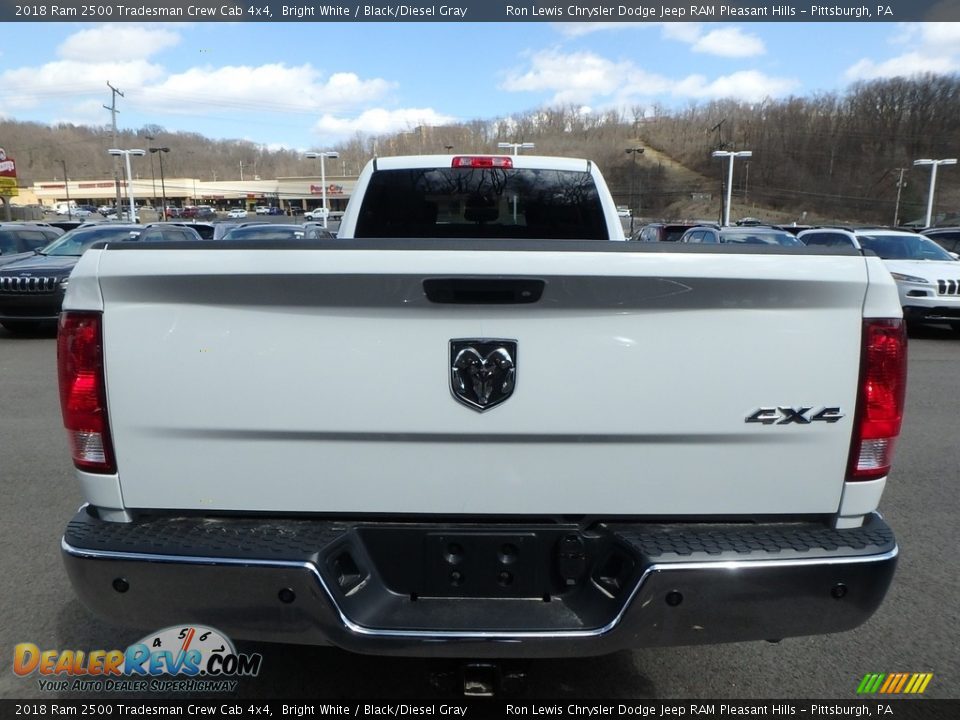 2018 Ram 2500 Tradesman Crew Cab 4x4 Bright White / Black/Diesel Gray Photo #4